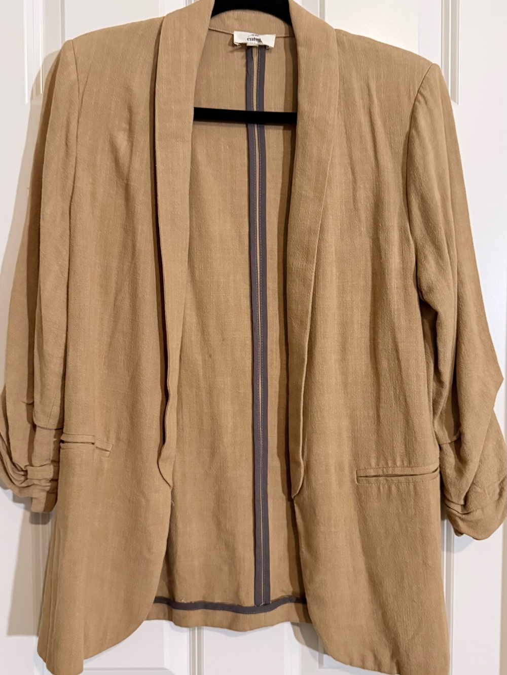 entro Camel Slouchy Open-Front Blazer Jacket